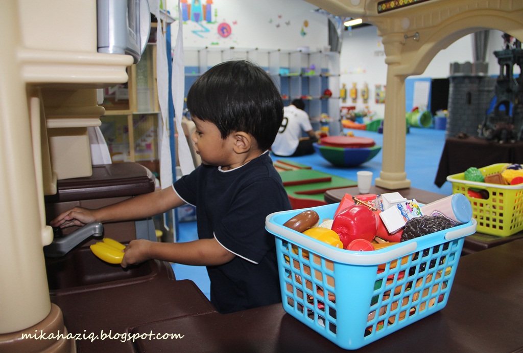 mikahaziq Indoor Playground Singapore Hockey Pockey Suntec