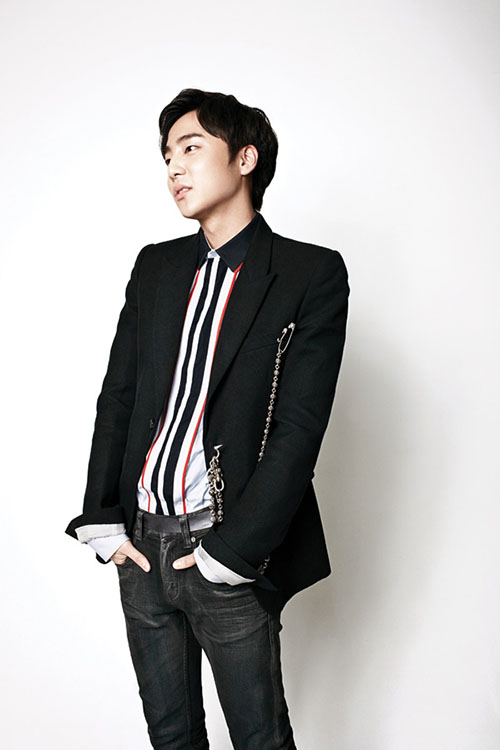 Roy Kim to perform with Jason Mraz | Daily K Pop News