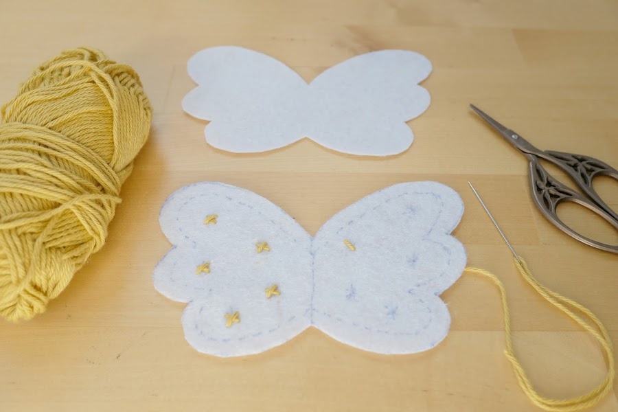 Teje-un-angelito-de-ganchillo