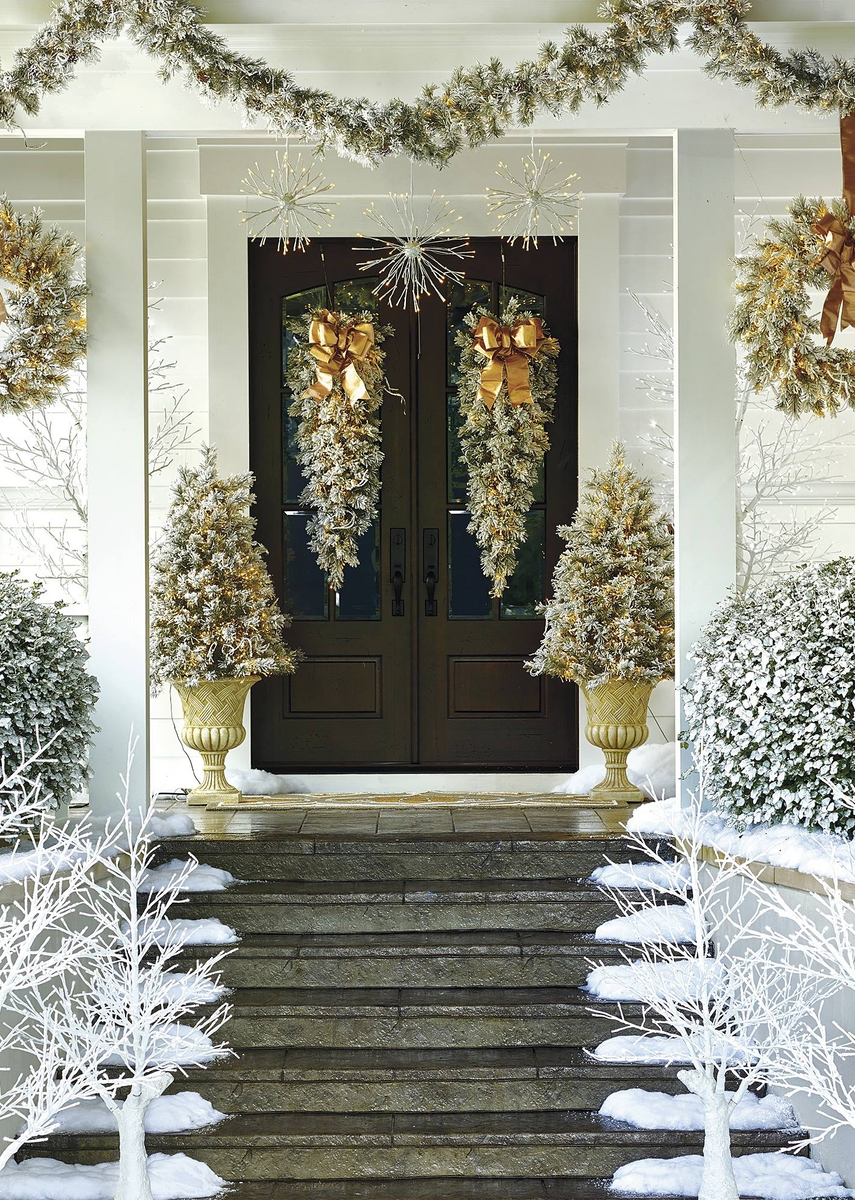 Lookandlovewithlolo Holiday Decorating With Gold