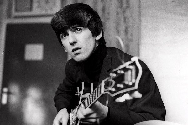 george-harrison-guitar-sold-for-nearly-half-a-million-dollars