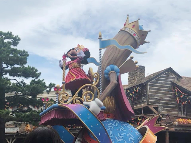 Tokyo Disneyland Parade