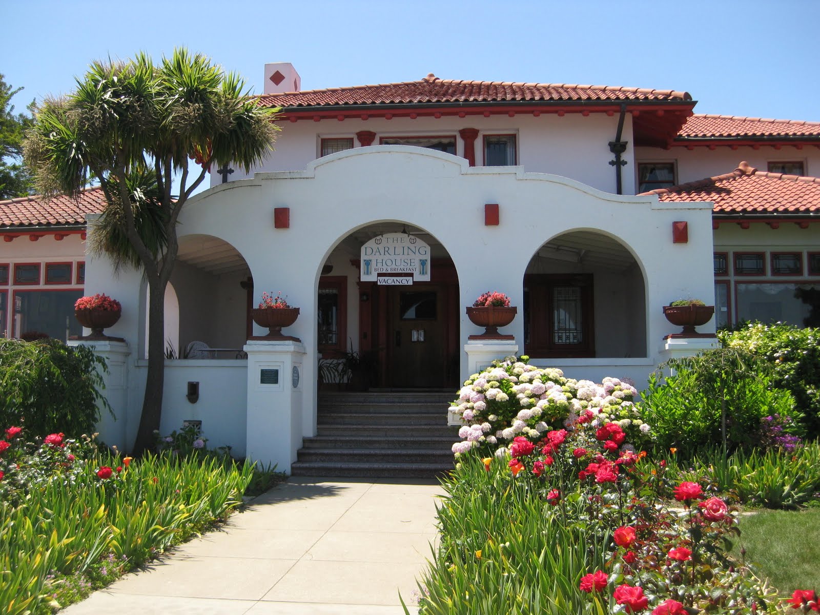 Silk and Colour The Darling House, Santa Cruz