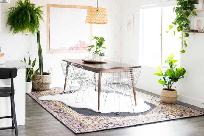 ¿Cómo decorar una cocina abierta para integrarla en el salón-comedor