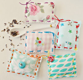 Molly Mell: DIY No-Sew Scented Sachets