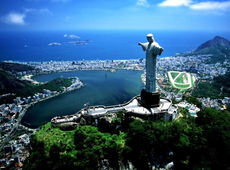 10 Stunning Celebrity Favourite Vacation Spots   Page 3 of 10