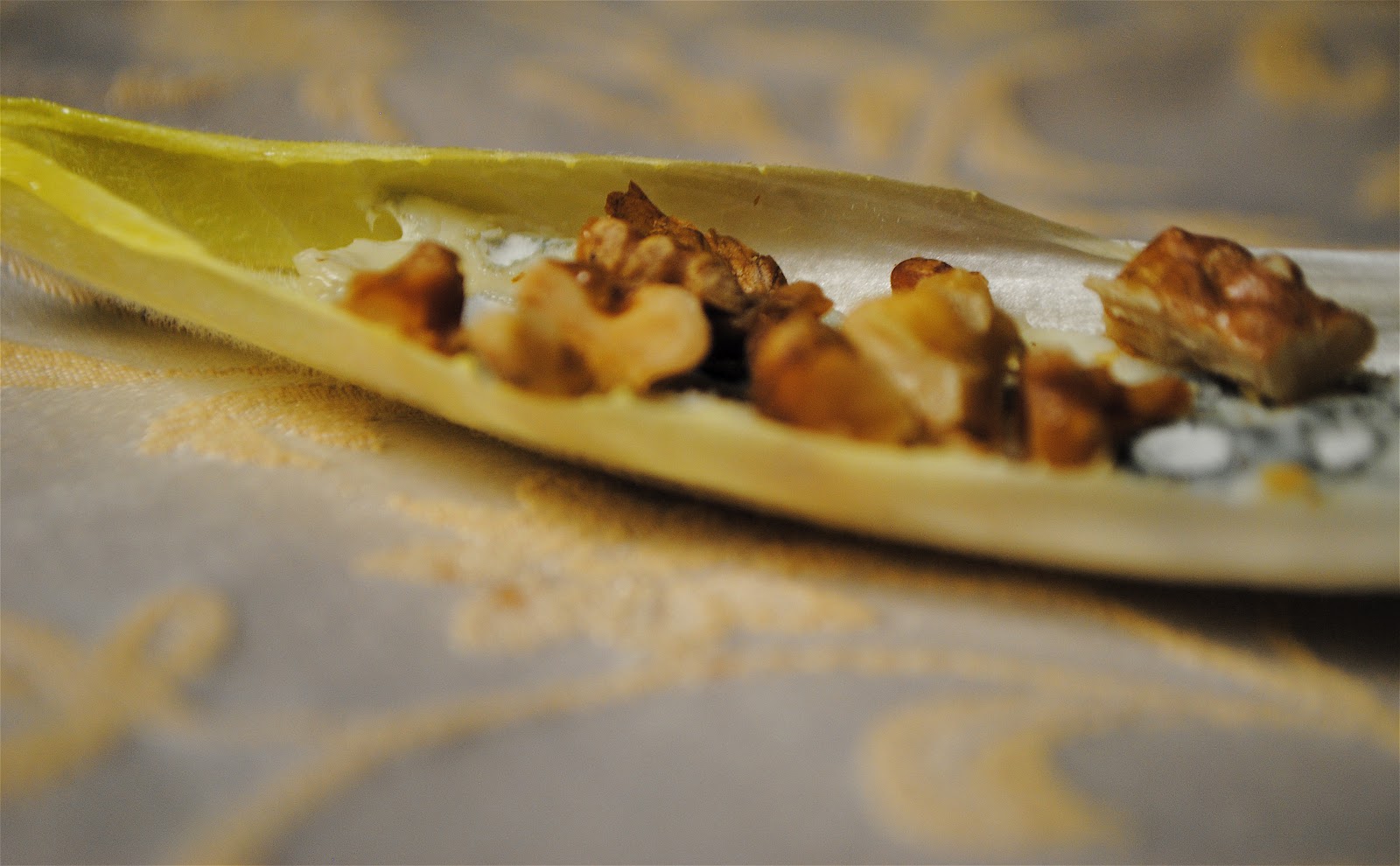 Recipe Doodle ENDIVE WITH GOAT CHEESE or BLUE CHEESE AND WALNUTS AND HONEY