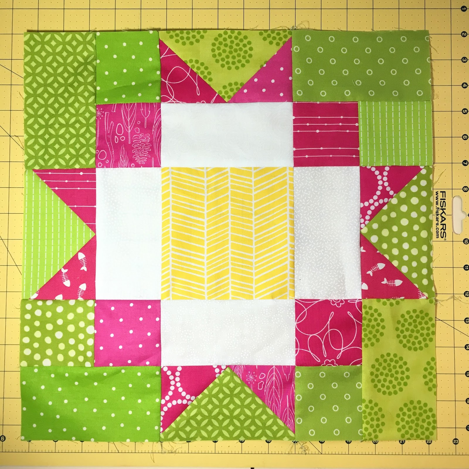Quiltification Cactus flower block tutorial