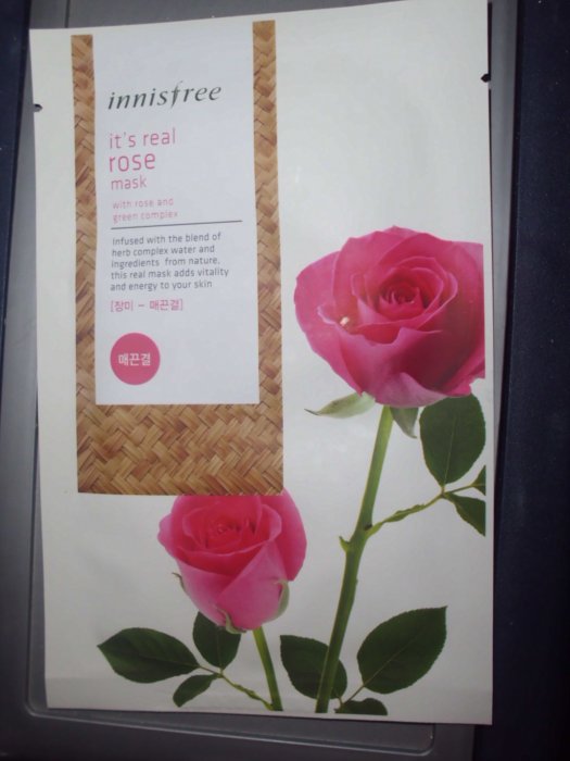 mascarilla innisfree a la rosa