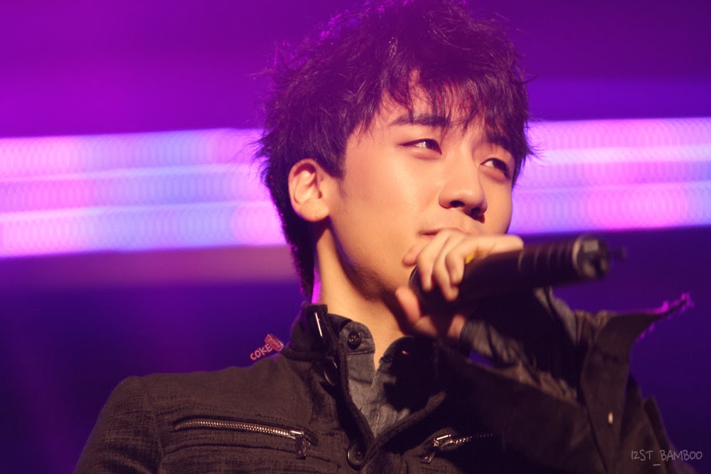 http://3.bp.blogspot.com/-qkVvqbs2fzs/TvKJfWTsm5I/AAAAAAAAO6Y/icOba0ZuIcY/s1600/Seungri_008.jpg