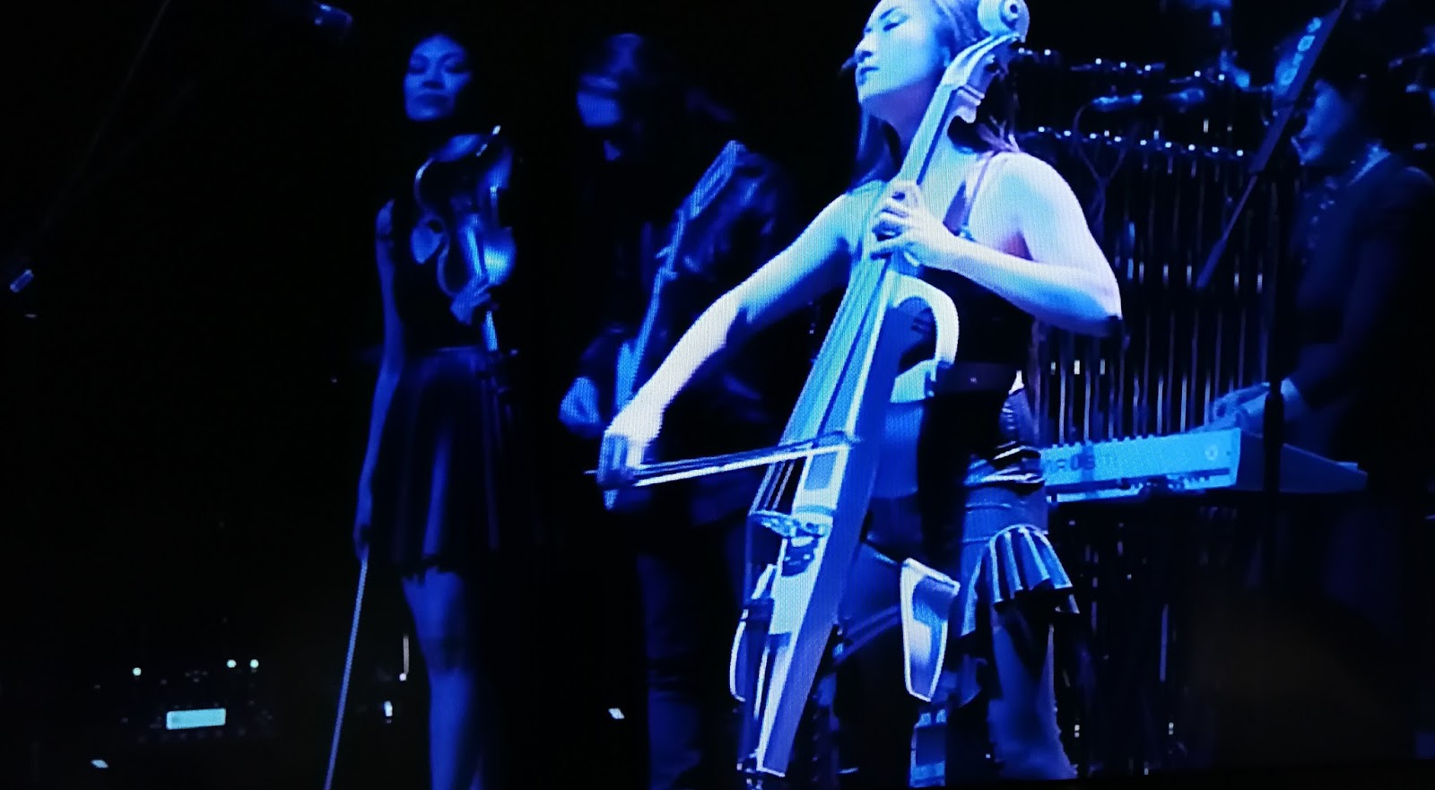 Anna, Look! Review Hans Zimmer Live in Prague DVD