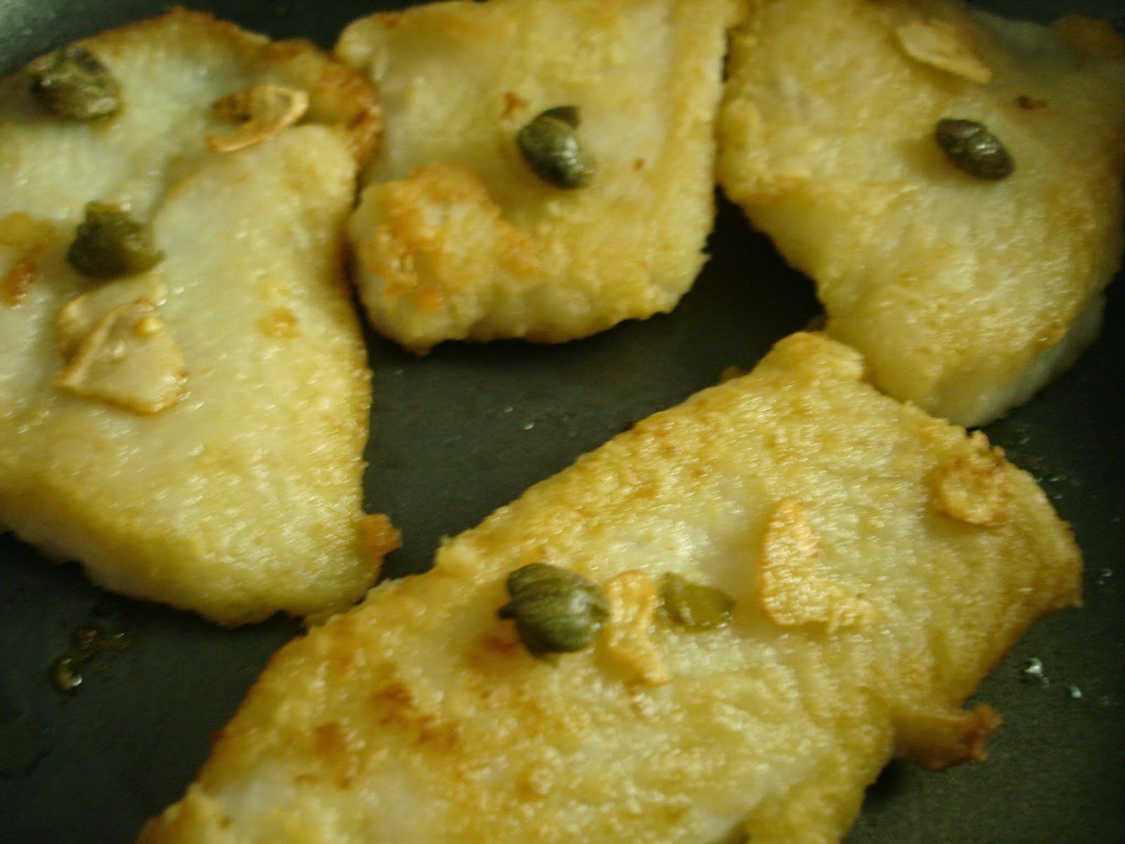 Doce Lar Tilápia e Salmão no azeite, com alho e alcaparras ou com