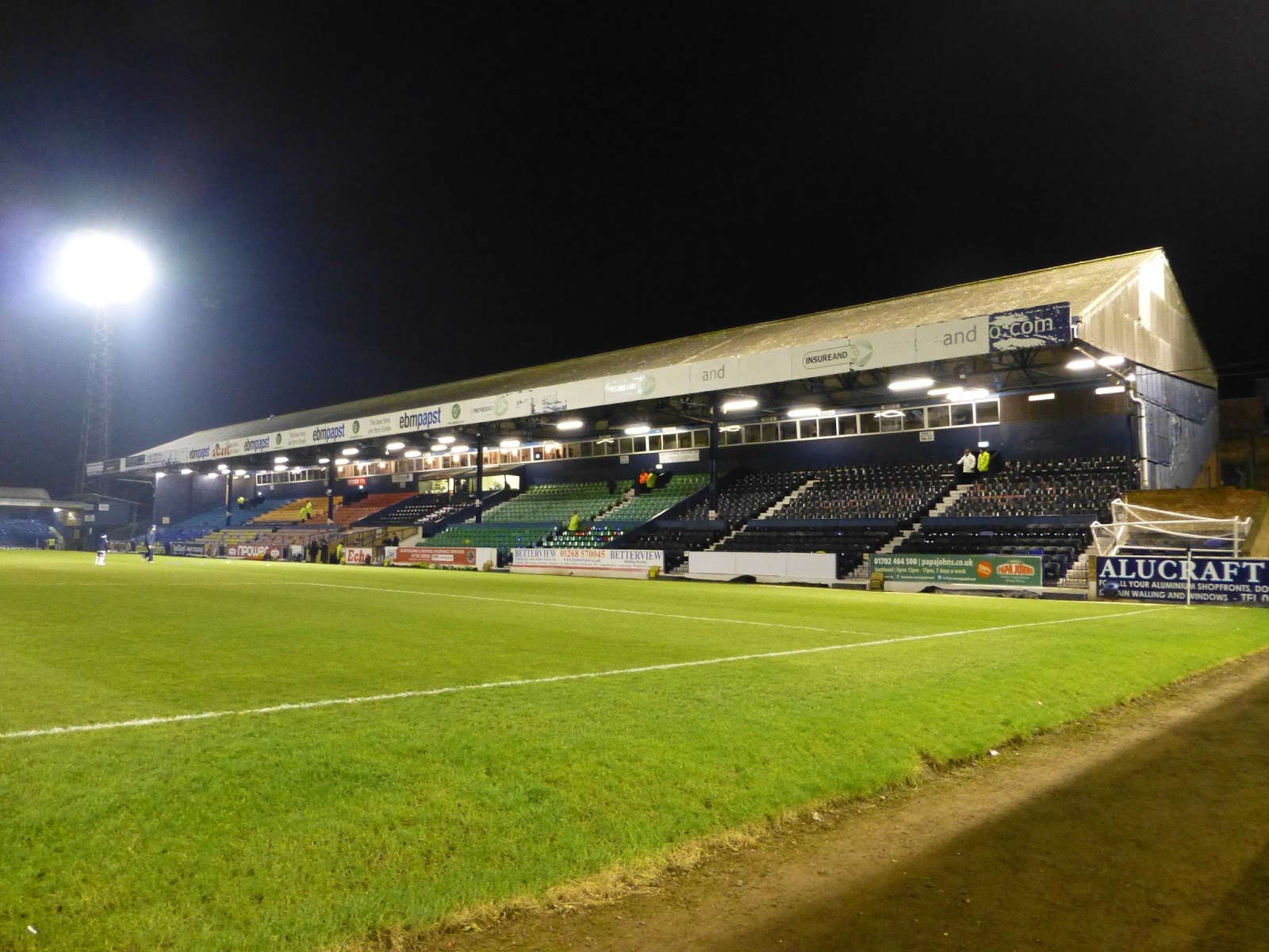 Extreme Football Tourism: ENGLAND: Southend United FC 