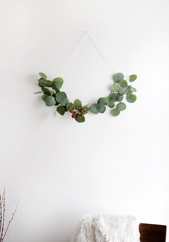 Minimalist wreath ideas | The Merrythought
