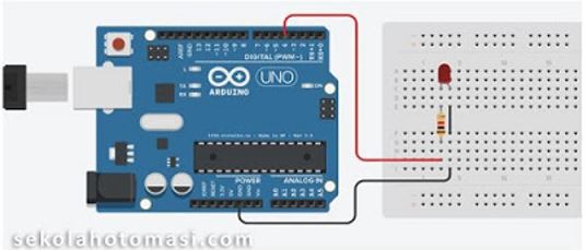 Memprogram Mikrokontroler Arduino