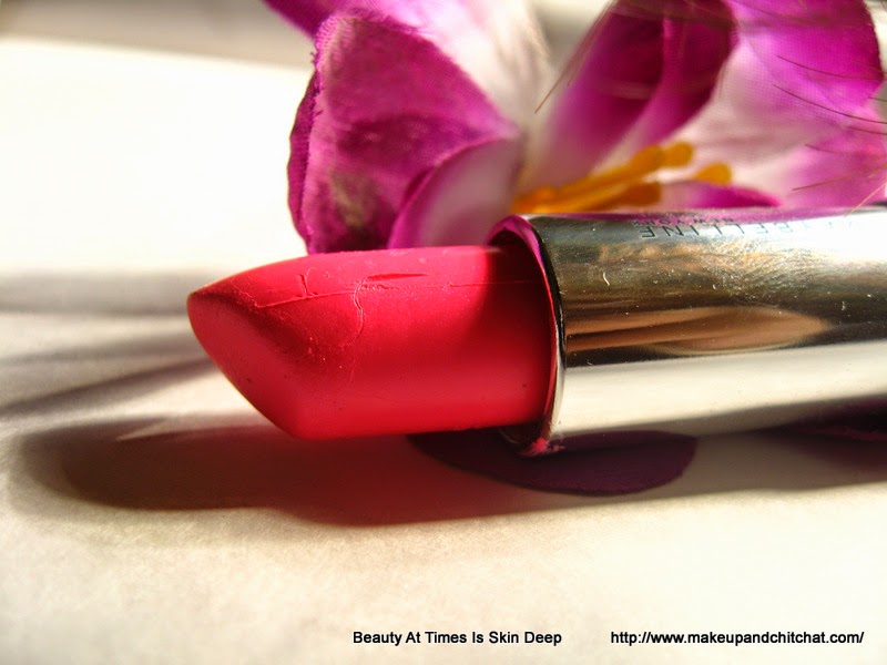 Review of Maybelline Pink Alert Lipstick in POW3