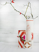 http://www.handsonworkshop.com.au/diy-tutorial-mailing-tube-vases/
