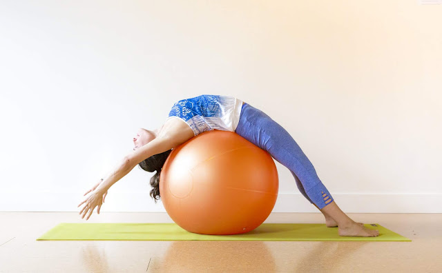 Lưng trên nhóm cơ quan trọng trong Yoga và cách để tăng sức mạnh 