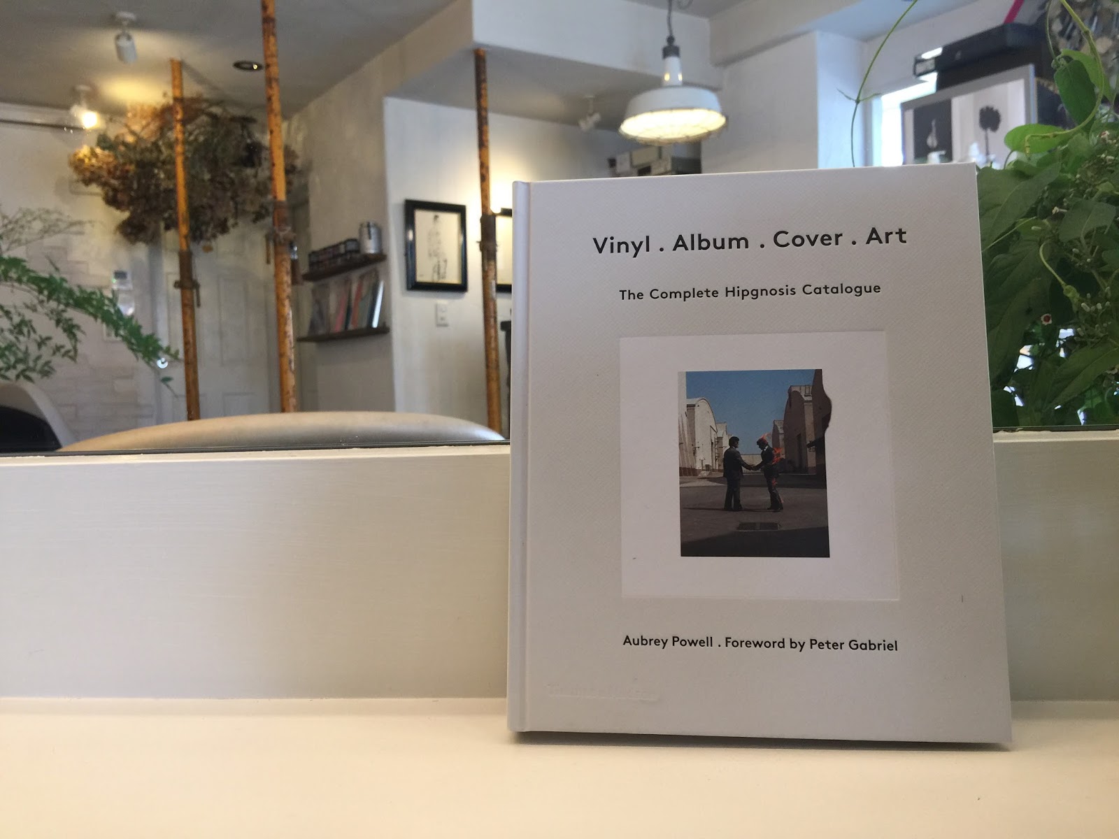 【新品 ダメージ】Vinyl. Album. Cover. Art ヒプノシス Vinyl . Album . Cover . Art The Complete Hipgnosis Catalogue
