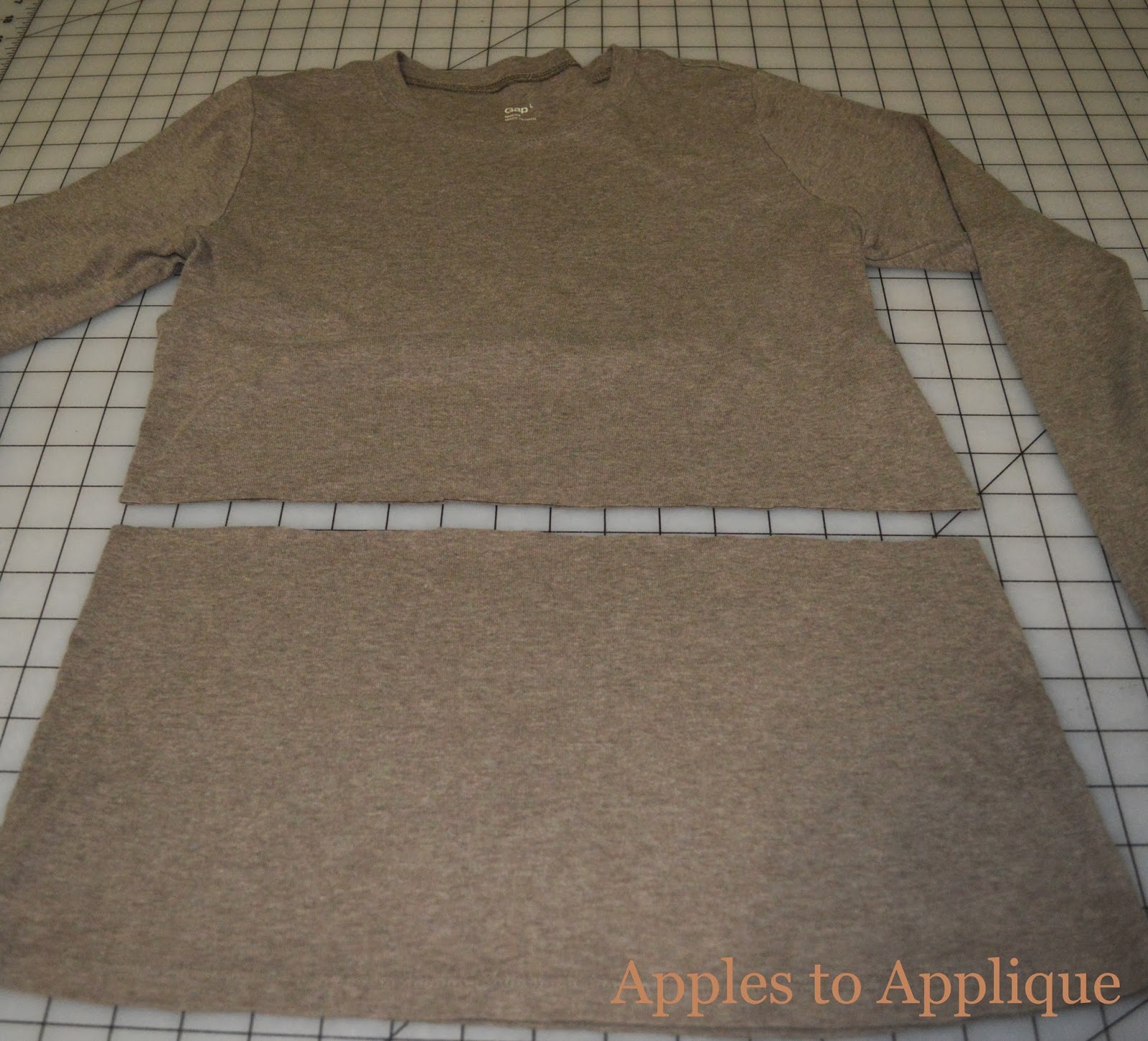 Apples to Applique: Lengthening a T-Shirt