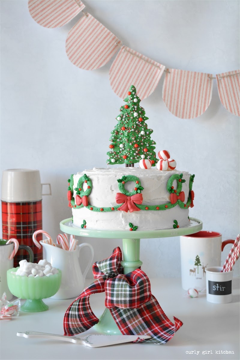 Curly Girl Kitchen Christmas Tree and Wreath Cake