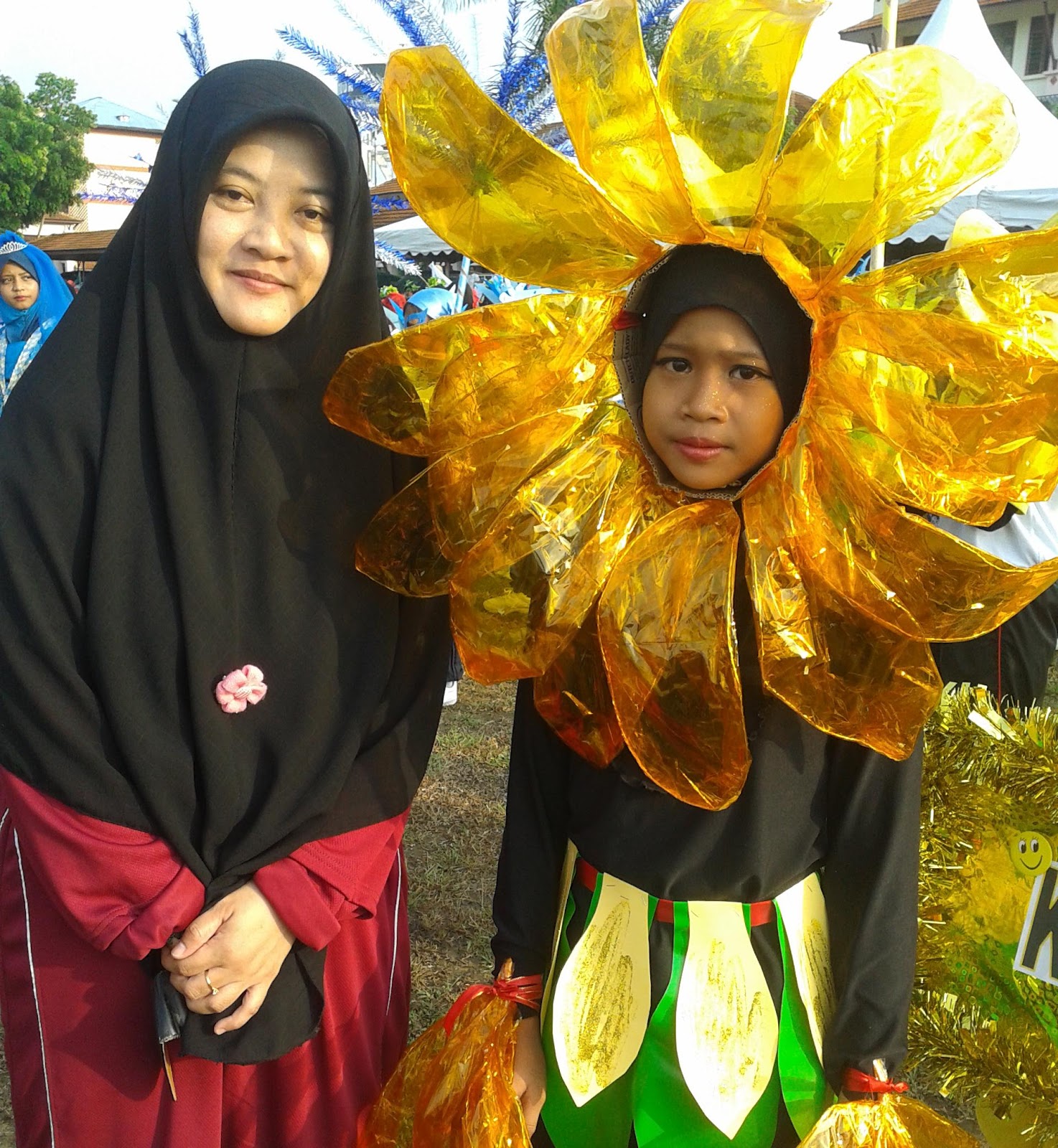 See, Think and Write: Maskot Rumah Sukan 2012!