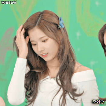 171211 스페셜 브이라이브 트와이스 사랑둥이 사나.gif | 인스티즈