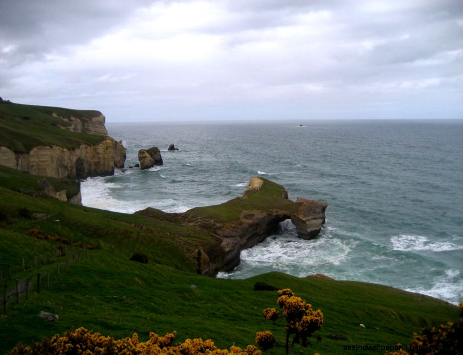 FileTunnel Beach 07 11 06 01   Wikipedia the free encyclopedia