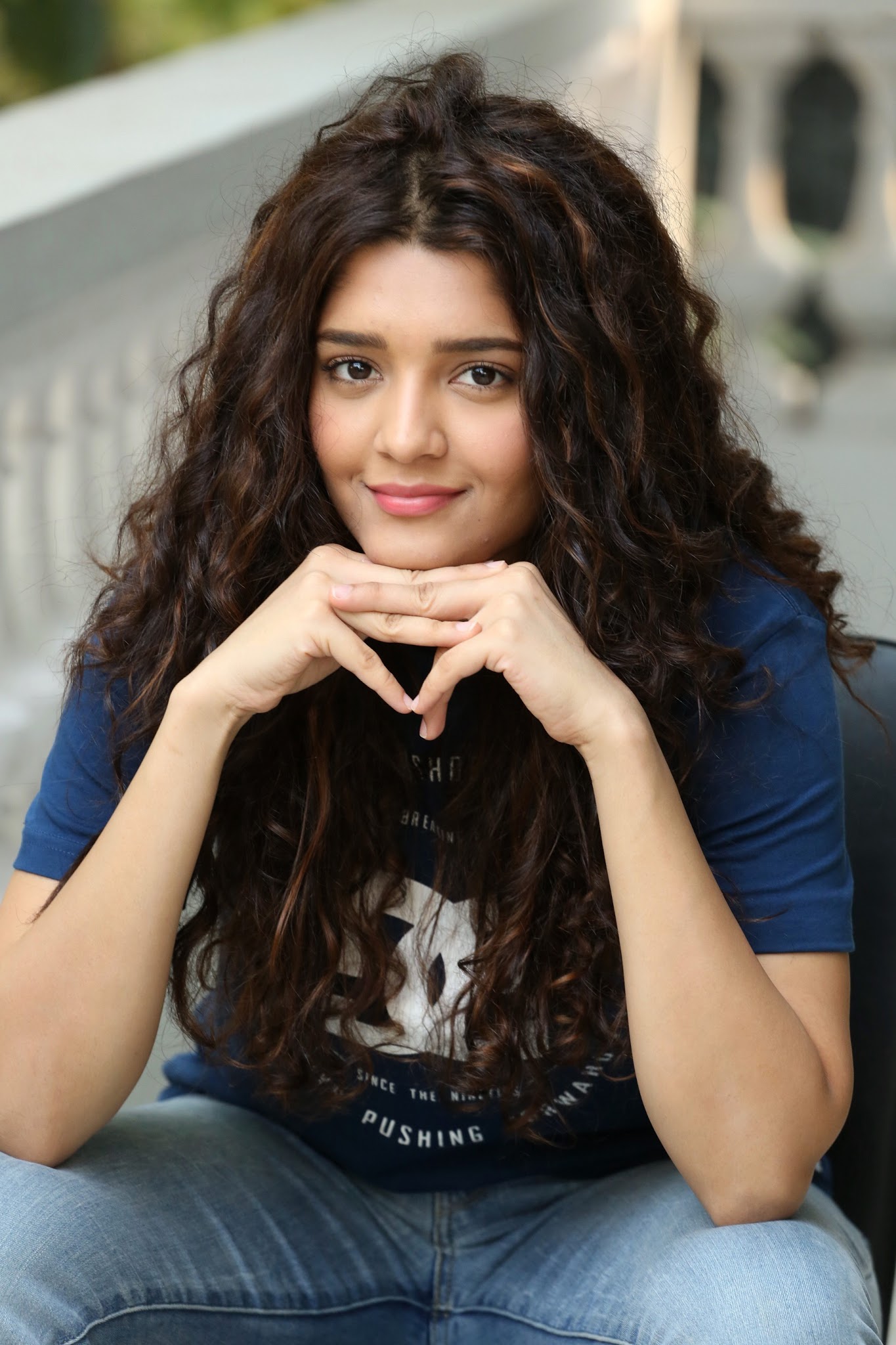 Curly Hairy Cutie Ritika Singh In Casual Photoshoot In Jeans @BaoBua: Bolly  |