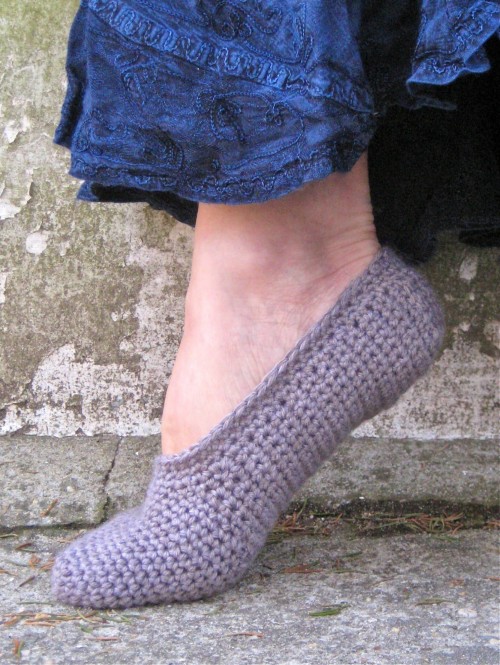 Simple Crochet Slippers - Free Pattern 