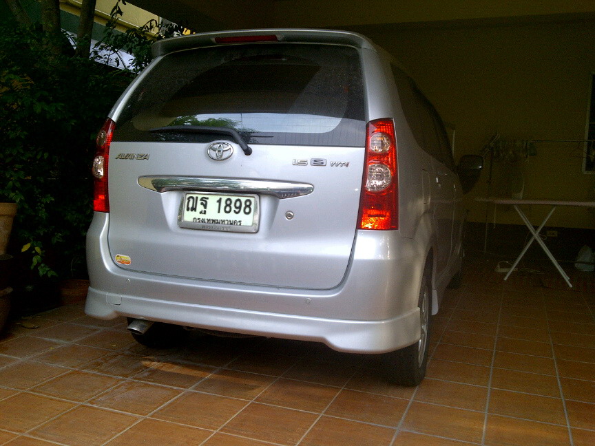 Toyota Avanza S 2008: Legenda Mobil Keluarga yang Tak Lekang Oleh Waktu