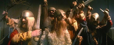Митът за викингските шлемове с рога Diorama-with-Vikings