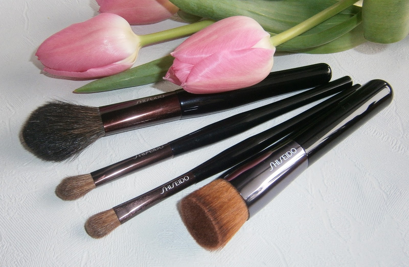 Кисти 1 отзывы. Тонкая кисть opi № 2. Кисти 1 отзывы. Elf кисти. Живописные кисти.