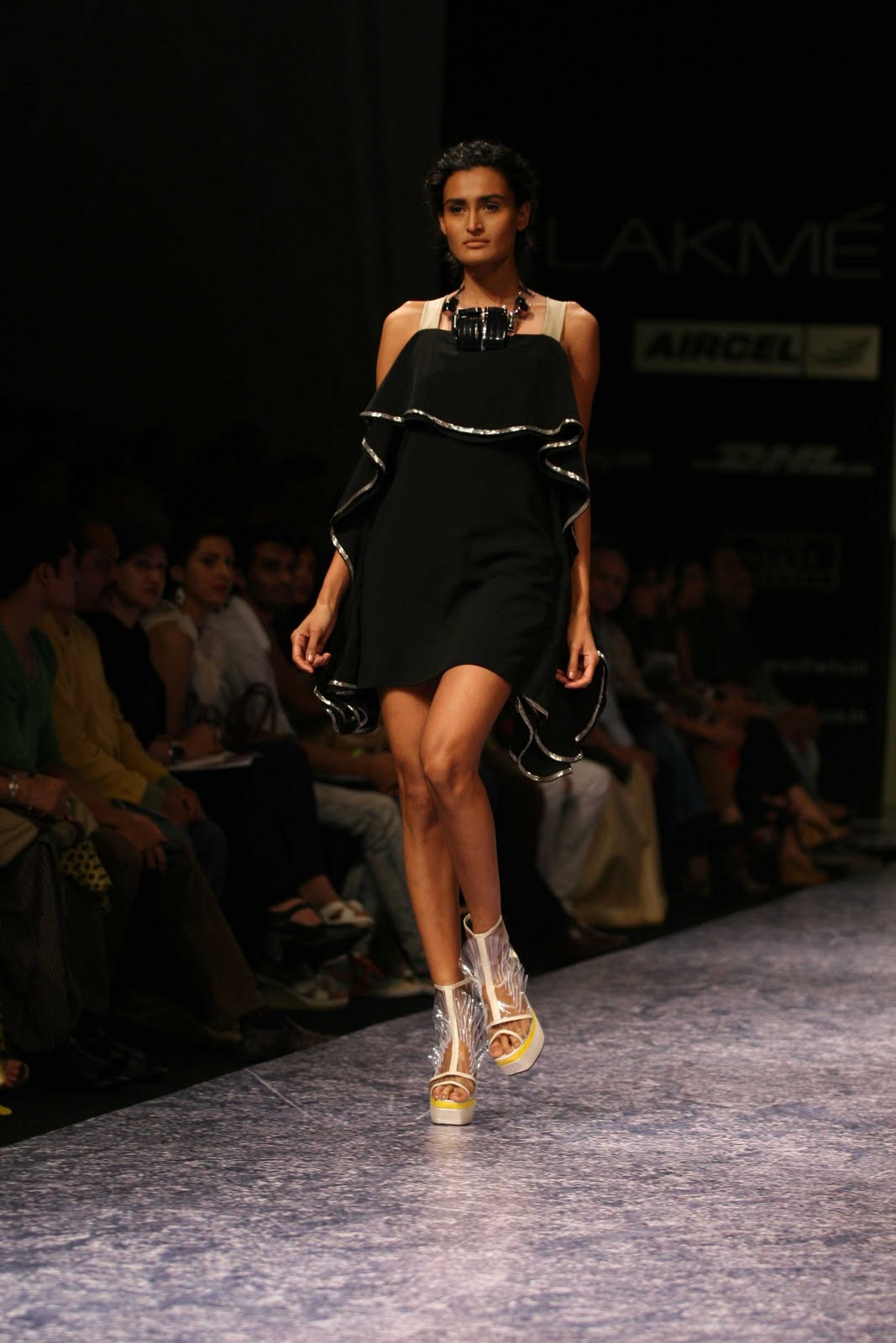 Swapnil shinde show-latest fashion show pics,current bollywood news ...