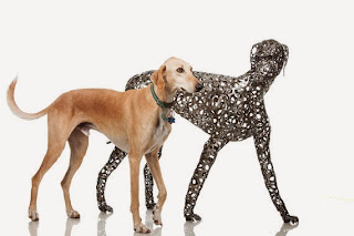 истинско куче вело верига скулптура