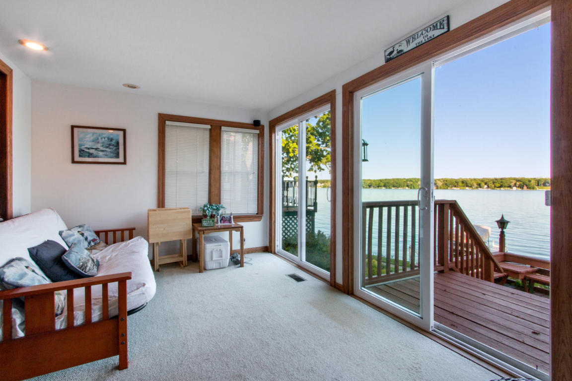 Entry Point To Delavan Lakefront Homes
