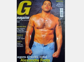 Veja os famosos que já posaram pelados Alexandre Frota foi o "muso" da revista G Magazine e posou cinco vezes. O ator, diretor, empresário e comediante nunca teve vergonha do corpo e posou até para uma edição especial da publicação.