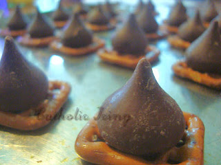 Hershey's Kisses on Pretzel Squares