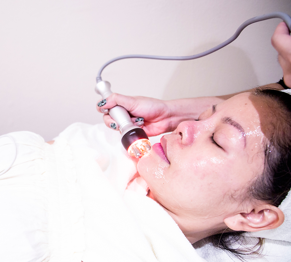 Crystal Phuong- Singapore Beauty Blog- Facial Radio Frequency Treatment