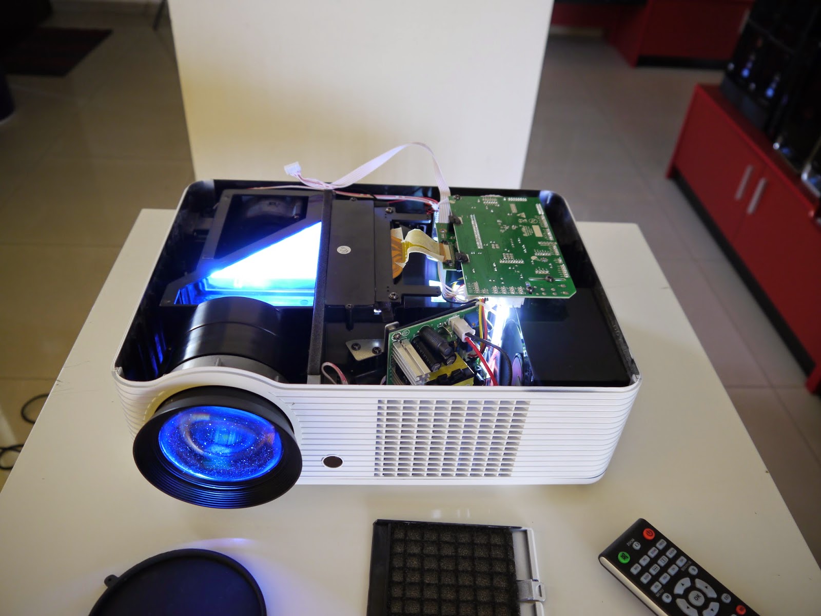 пыль внутри проектора