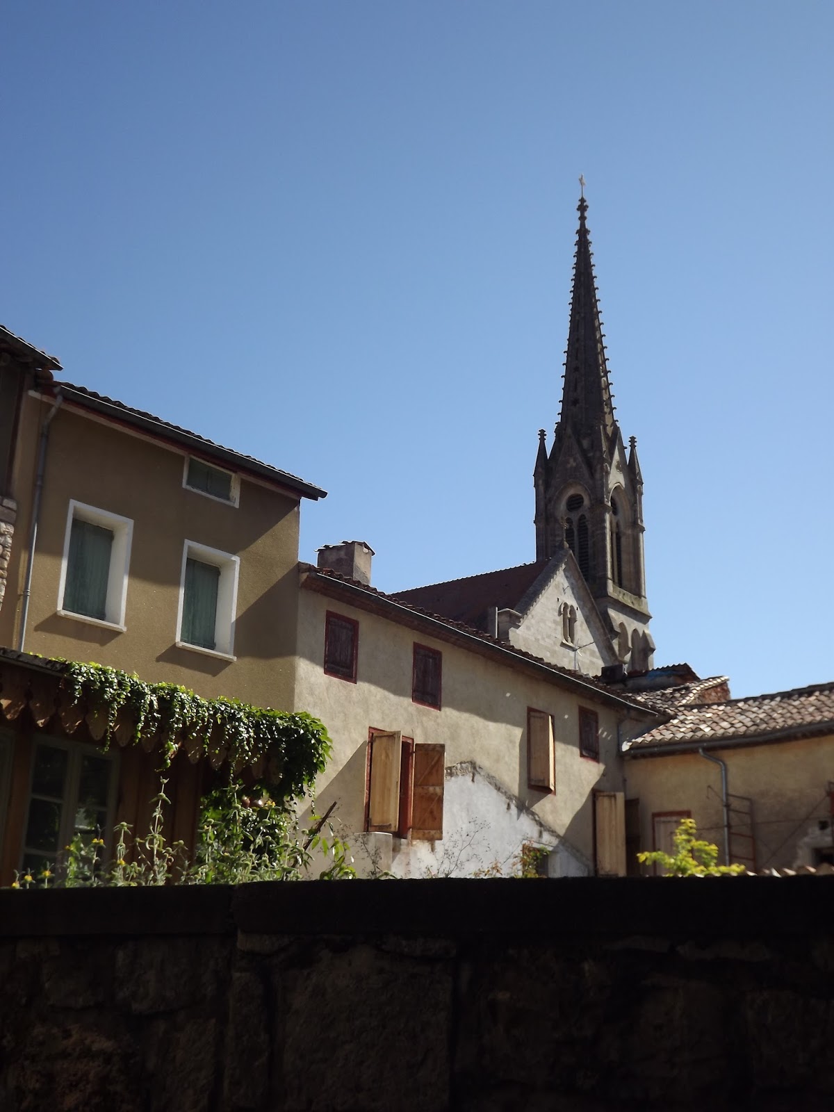 Olives and Mermaids and Wine, oh my... St. Antonin Noble Val and