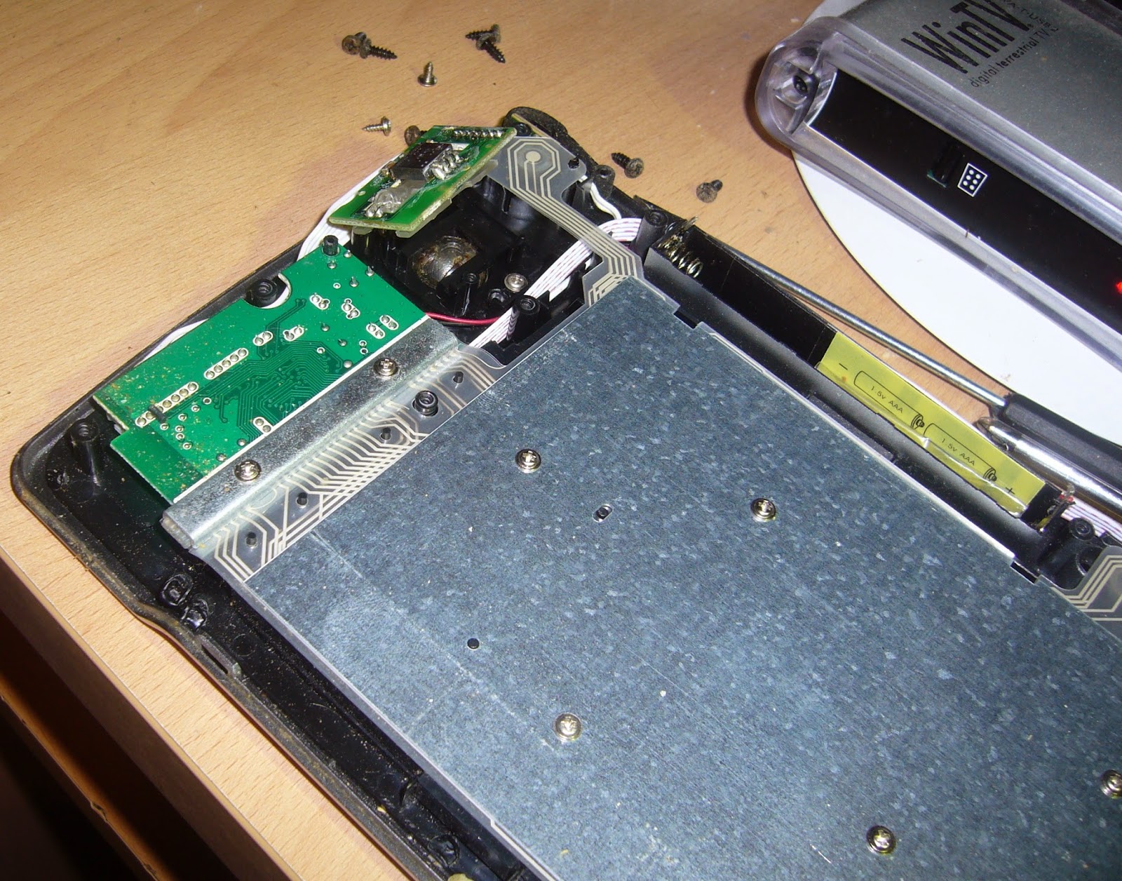 Malagueños originales y libres Reparar el trackball de un teclado