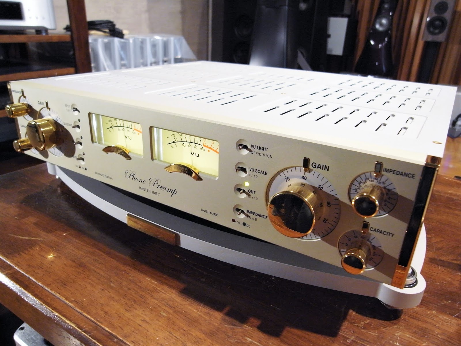 SIS AUDIO BLOG イベント情報 新製品 HSE Masterline 7を期間限定で展示していました！