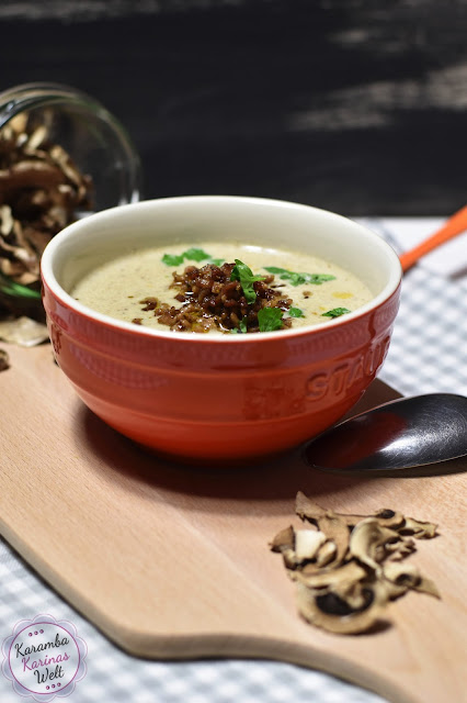 KarambaKarina&amp;#39;s Welt: Champignoncremesuppe mit krossem Hackfleischtopping