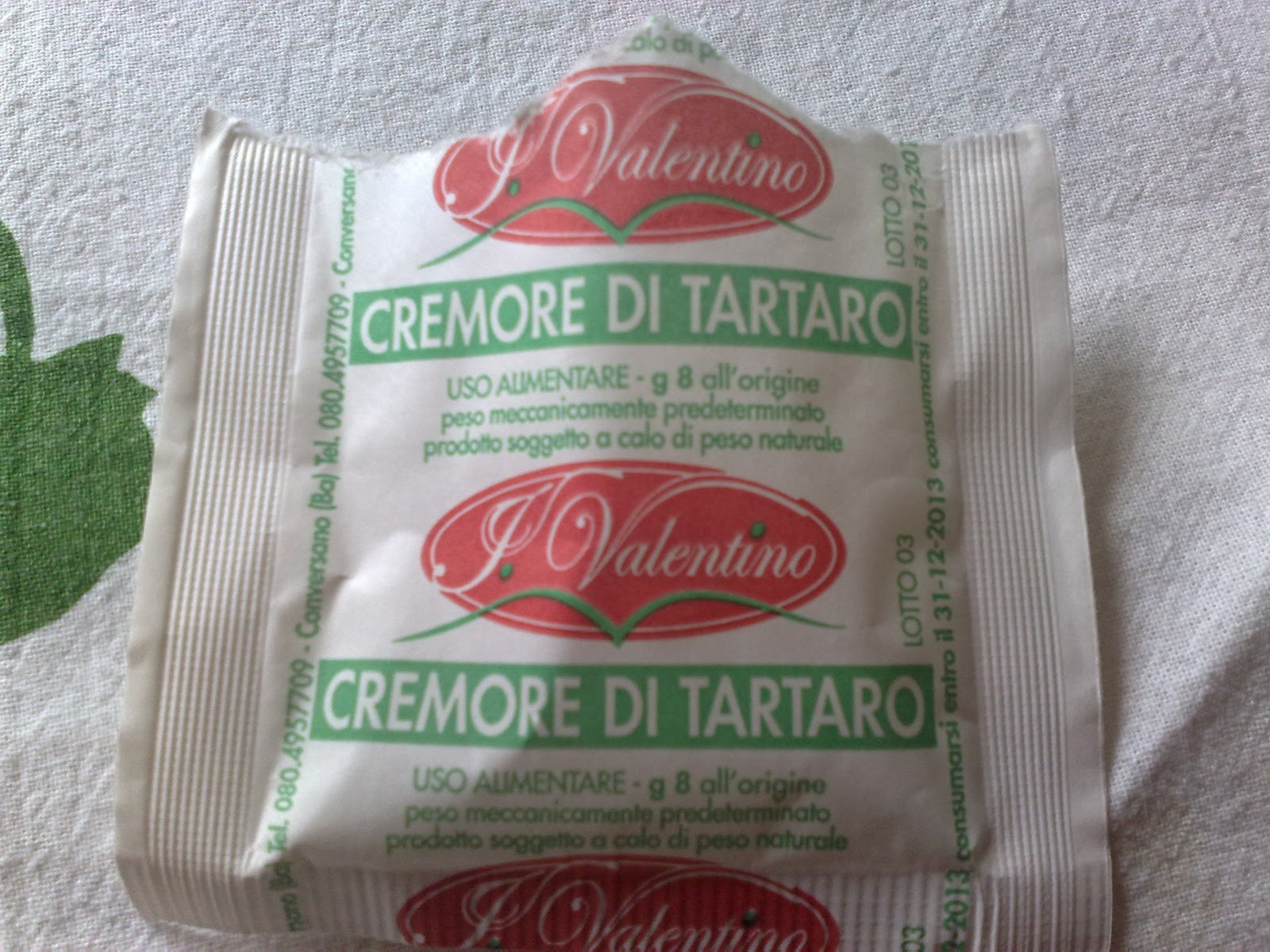 Tanta voglia di fare. Ciambella di sole chiare d'uovo Tanta voglia di fare. Ciambella di sole chiare d'uovo