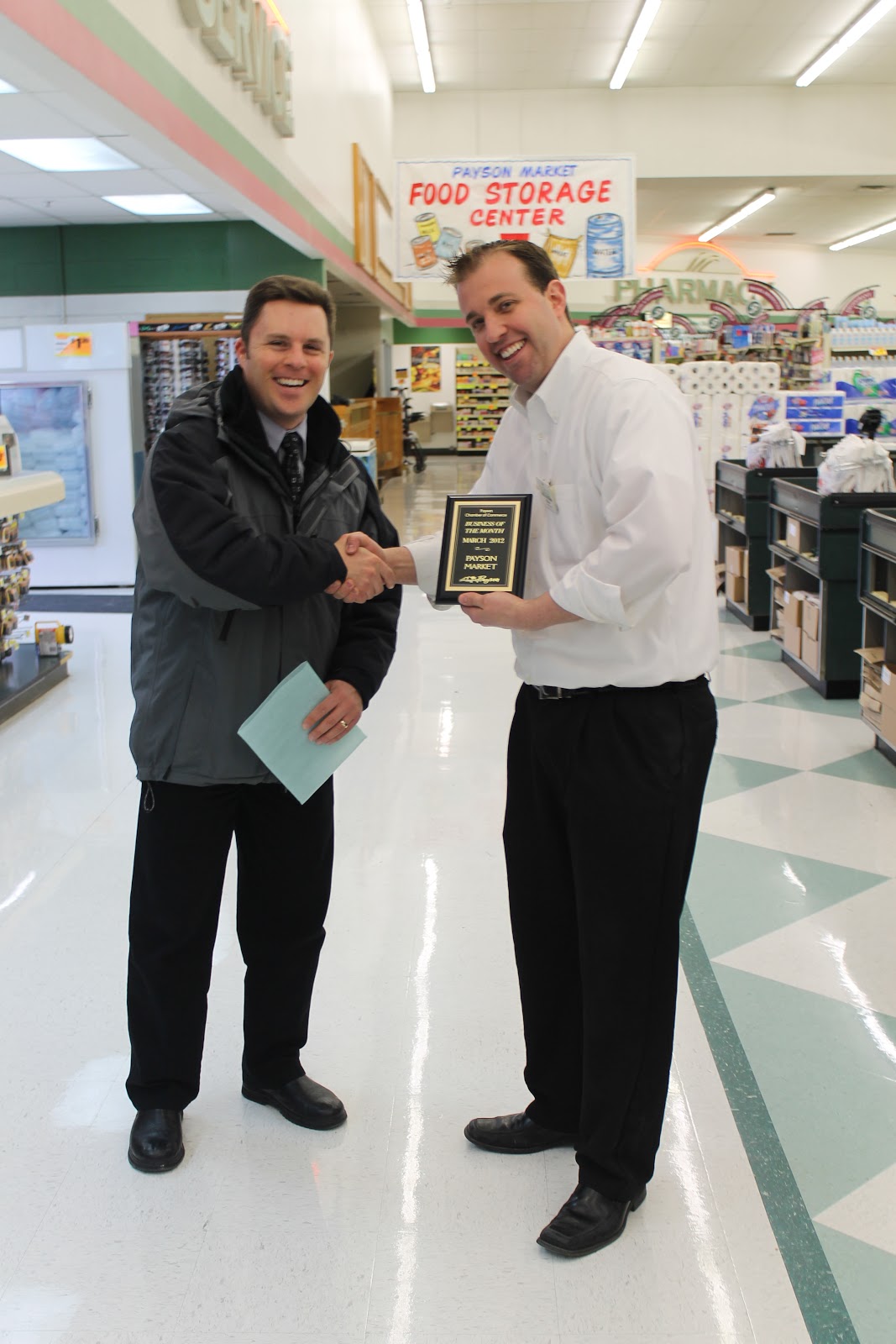 The Payson Chronicle FifteenYearOld Payson Market Named Business of