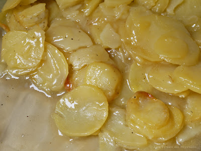 Pommes de terre boulangères (voir la recette)