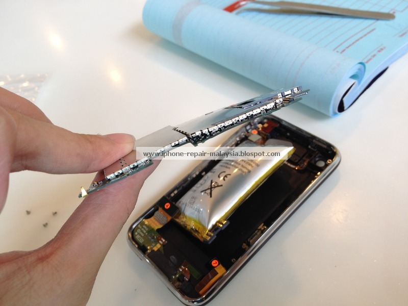 iPhone Repair Center Malaysia Advanced Motherboard Repair Battery
