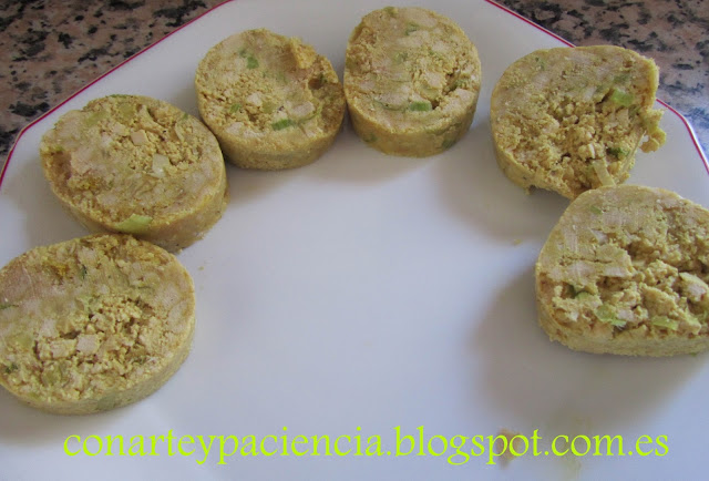 Hamburguesas de tofu con ajos tiernos y jengibre