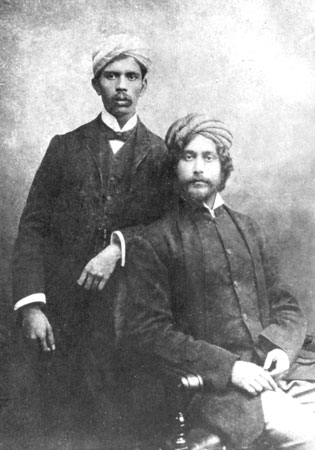 Rabindranath Tagore with friend Lokendranath Palit In England | Indian Author & Poet Rabindranath Tagore Rare Photos | Rare & Old Vintage Photos